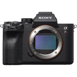 نقد و بررسی دوربین بدون آینه سونی Sony a7R IV body