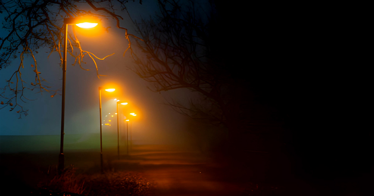 5 اشتباه رایج در انتخاب پایه چراغ روشنایی